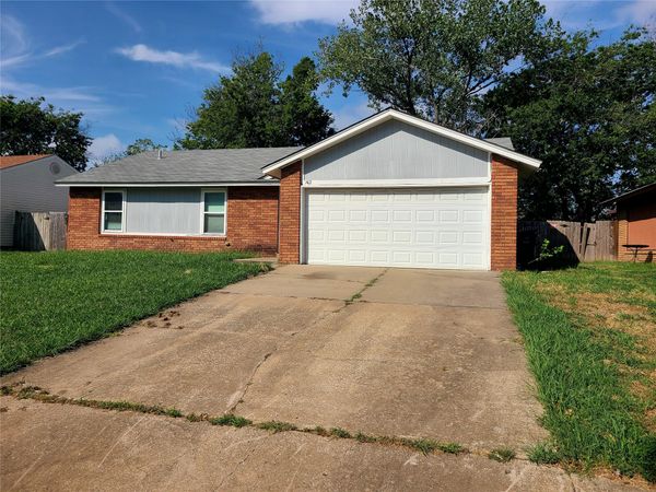 1412 N Poplar Avenue , Broken Arrow, OK 74012