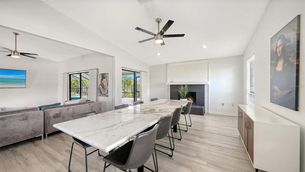 5744 Augusta Circle, Sarasota, FL 34238 Photo