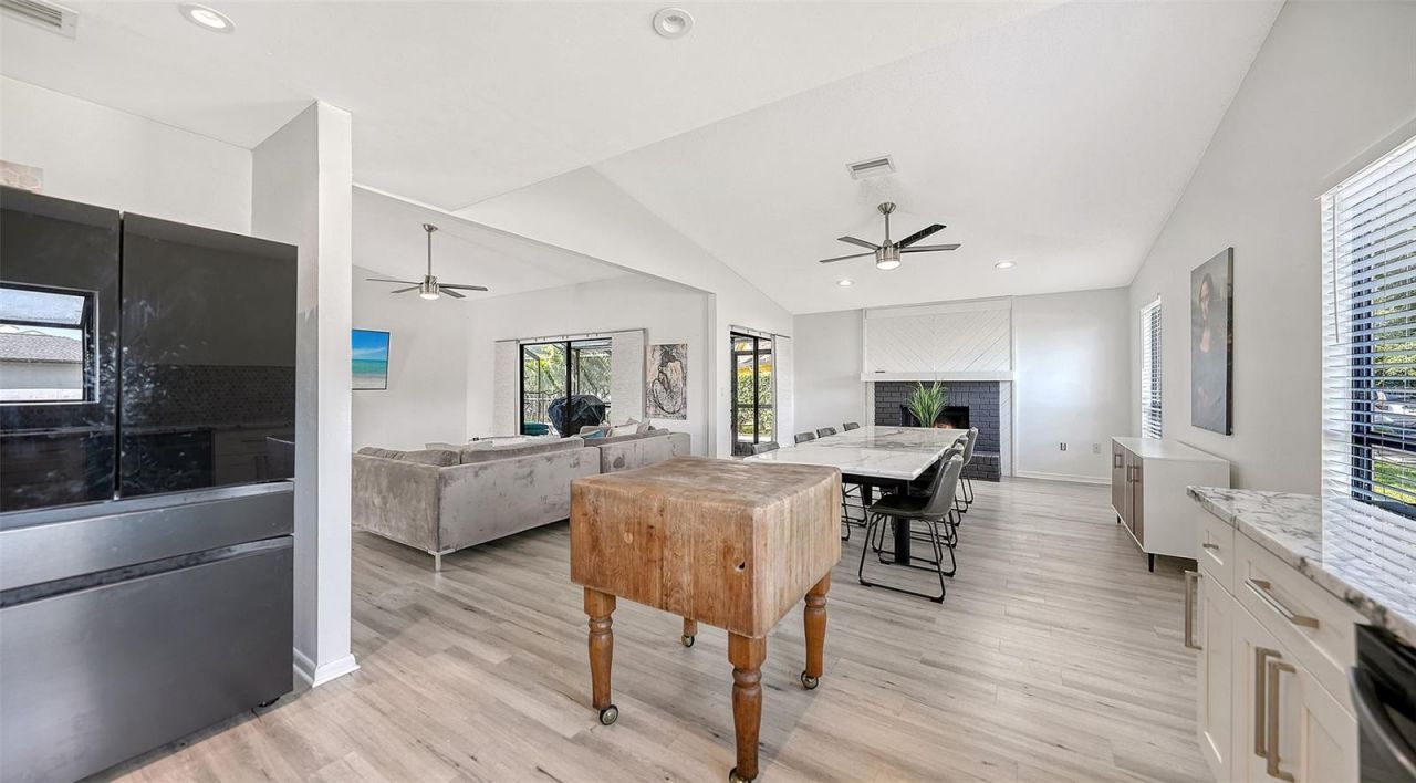 5744 Augusta Circle, Sarasota, FL 34238 Photo