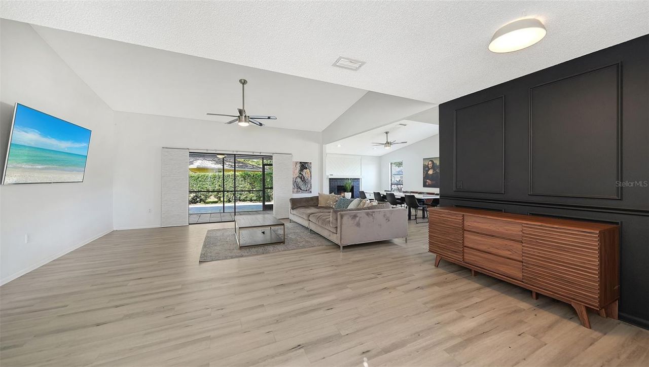 5744 Augusta Circle, Sarasota, FL 34238 Photo