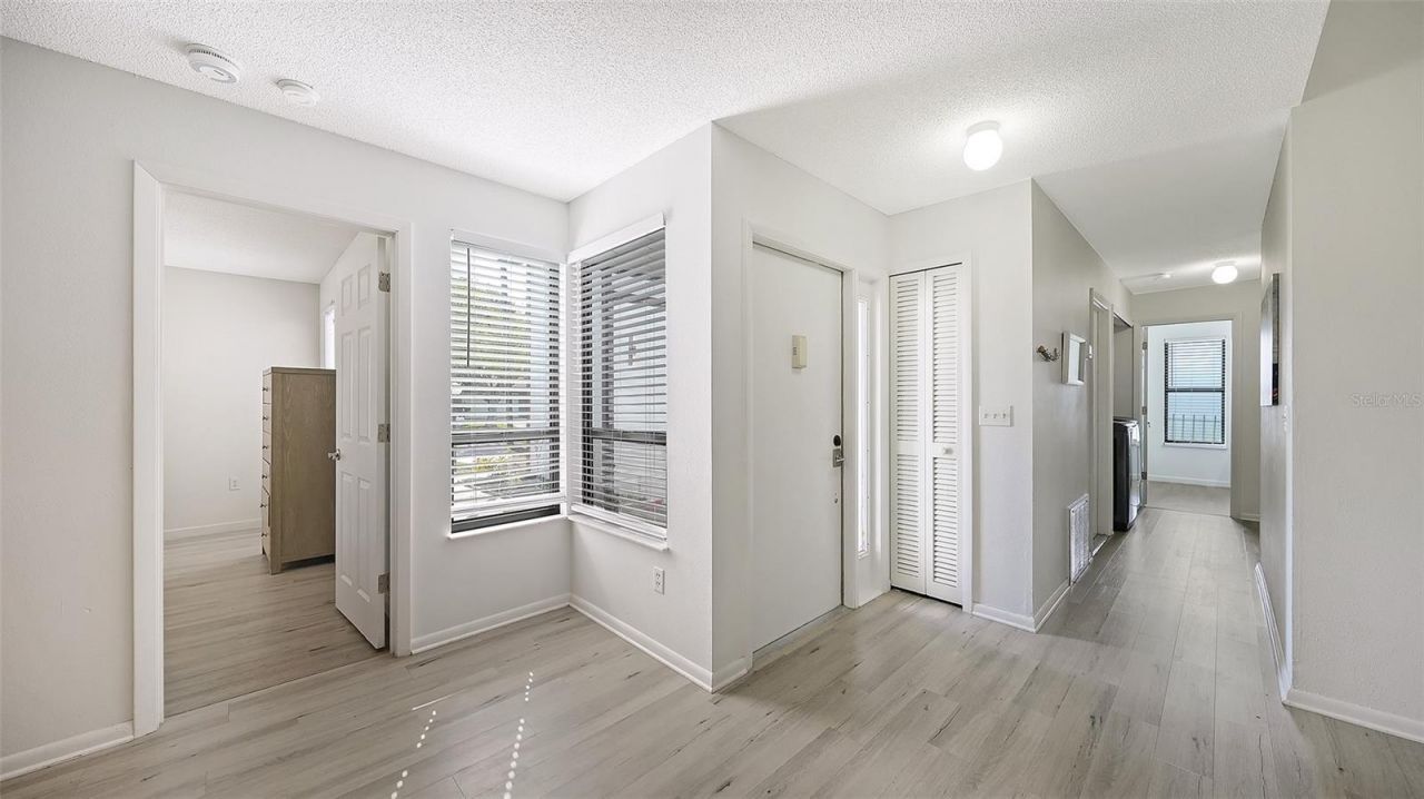 5744 Augusta Circle, Sarasota, FL 34238 Photo