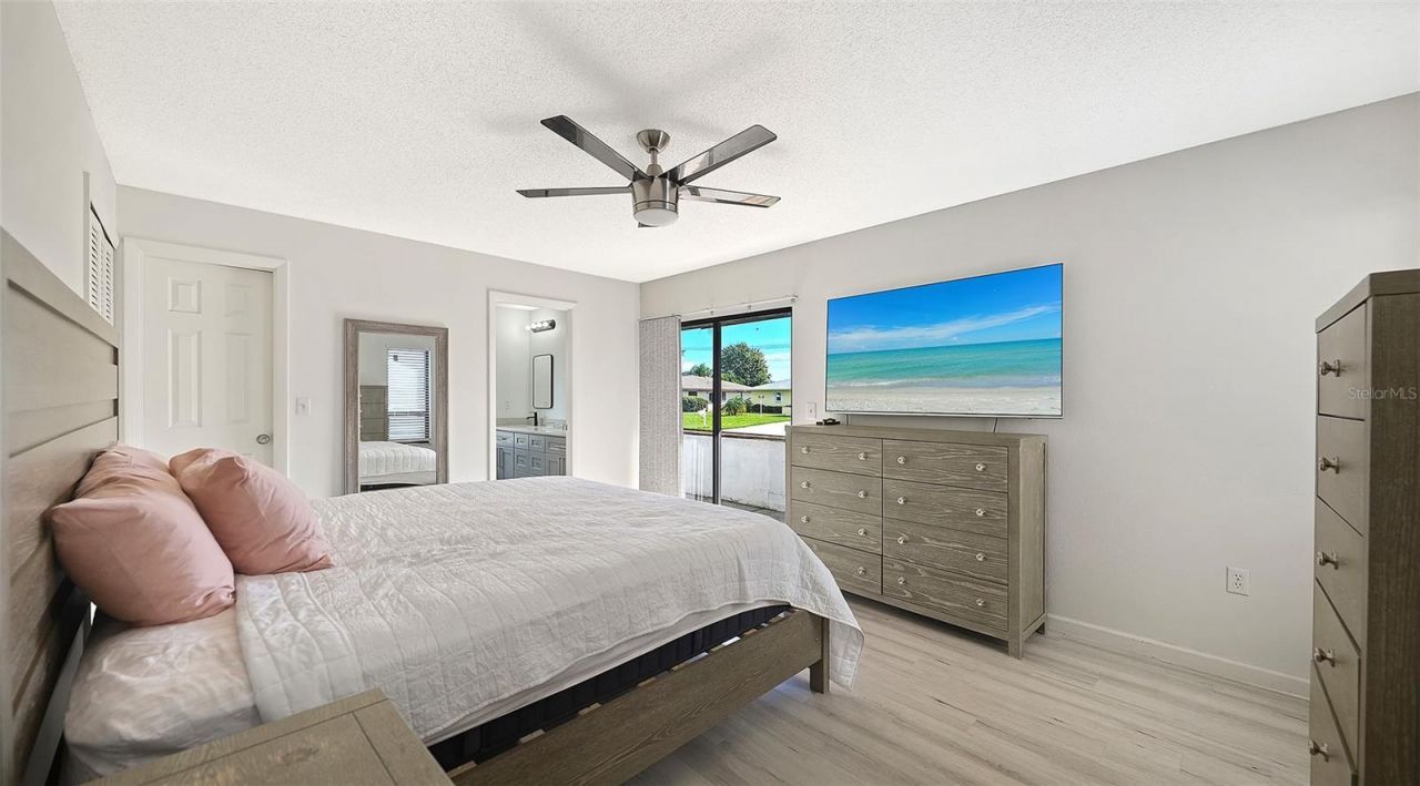 5744 Augusta Circle, Sarasota, FL 34238 Photo