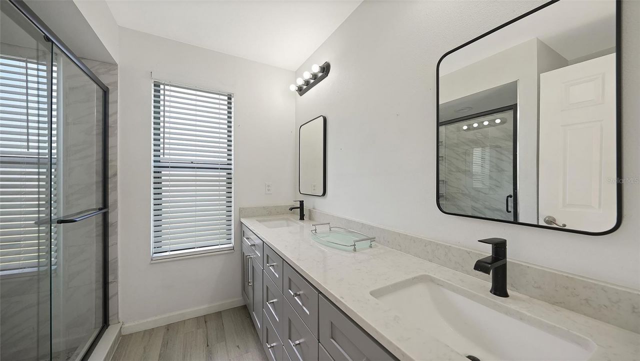 5744 Augusta Circle, Sarasota, FL 34238 Photo