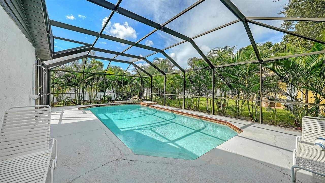 5744 Augusta Circle, Sarasota, FL 34238 Photo