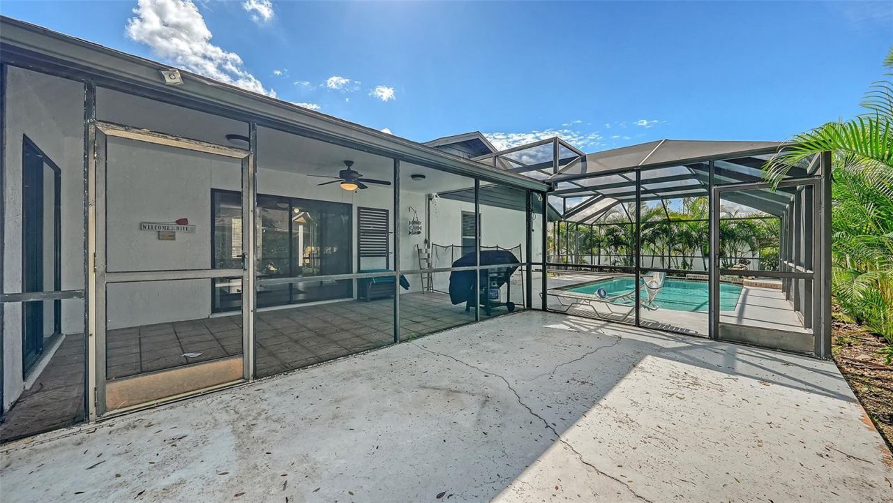 5744 Augusta Circle, Sarasota, FL 34238 Photo
