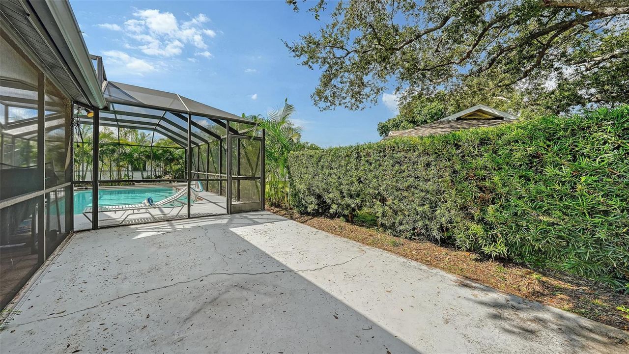 5744 Augusta Circle, Sarasota, FL 34238 Photo