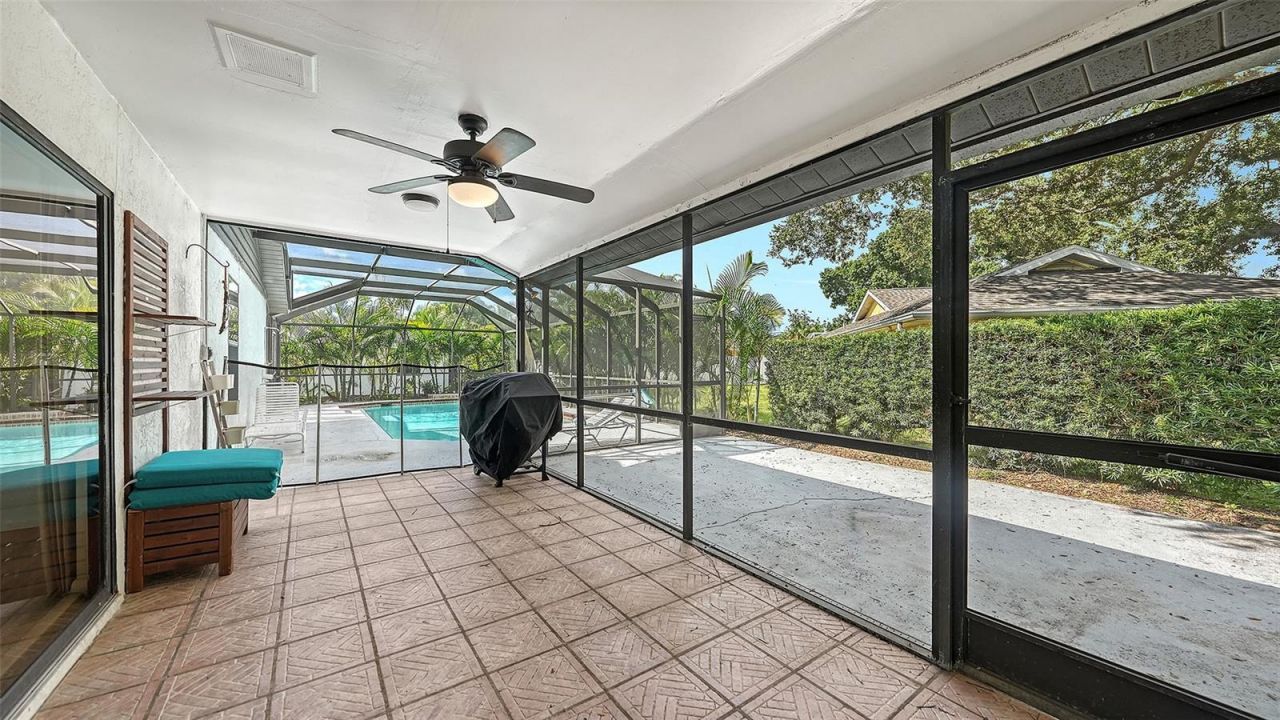 5744 Augusta Circle, Sarasota, FL 34238 Photo