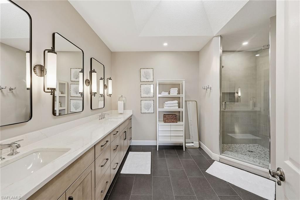 7687 Pebble Creek Cir, Unit 502, Naples, FL 34108 Photo