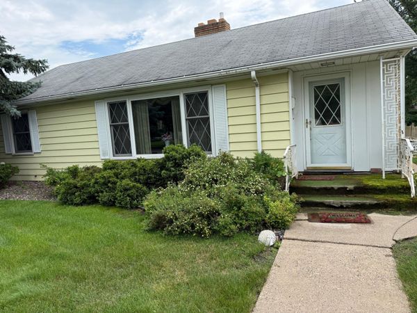 2524 29th Avenue NE, Saint Anthony, MN 55418