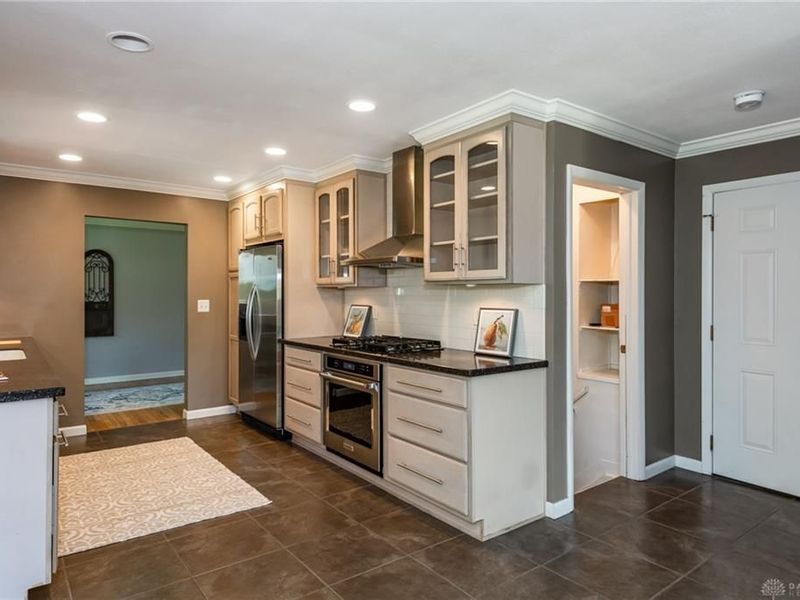 609 E David Road, Kettering, OH 45429 Photo 11