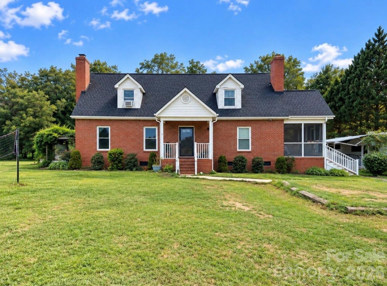 1026 Alpha Drive, Shelby, NC 28150 Main Photo