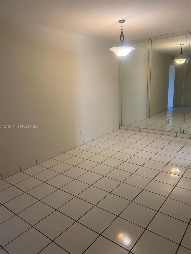 1450 Atlantic Shores Blvd , Unit 303, Hallandale Beach, FL 33009 Photo
