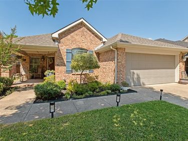 2944 Vacherie Lane, Dallas, TX 75227
