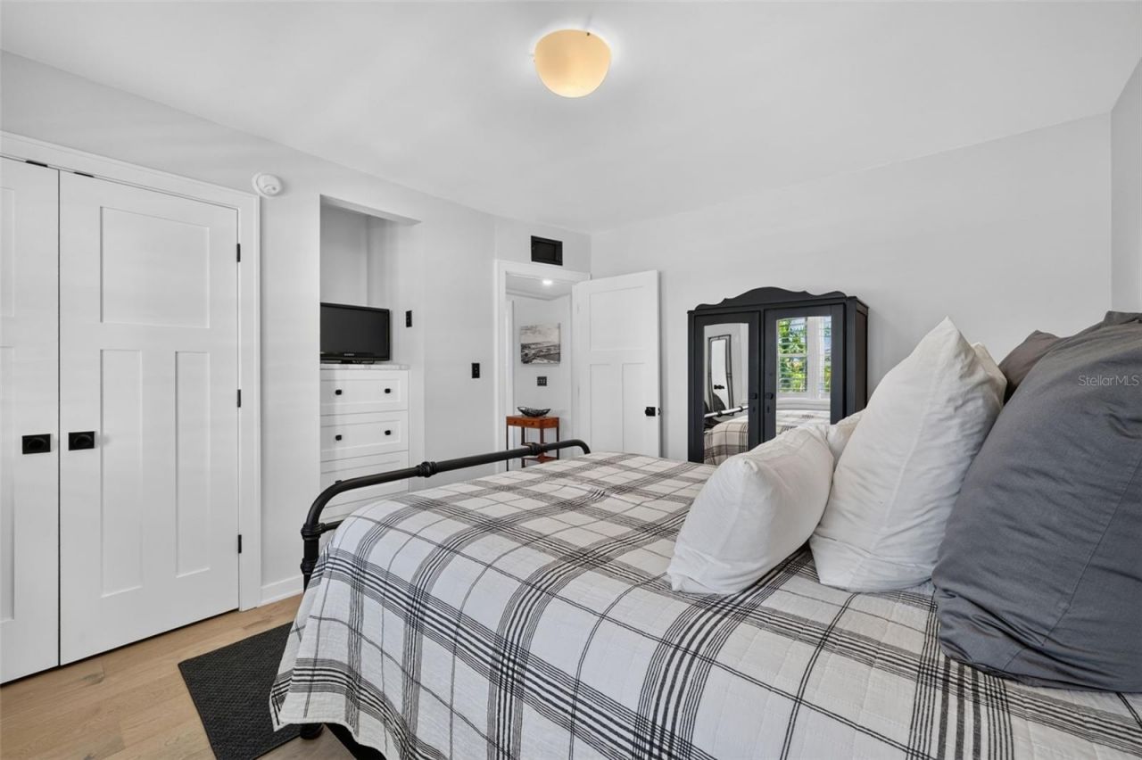491 1st Street S, Unit 315, Saint Petersburg, FL 33701 Photo