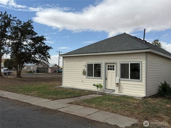 108 W Cherry Avenue W, Ritzville, WA 99169