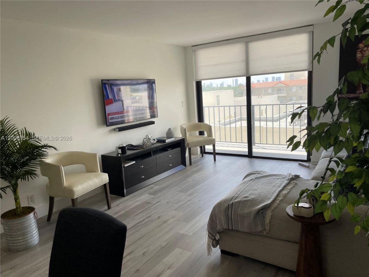 2625 Collins Ave , Unit 510, Miami Beach, FL 33140 Photo
