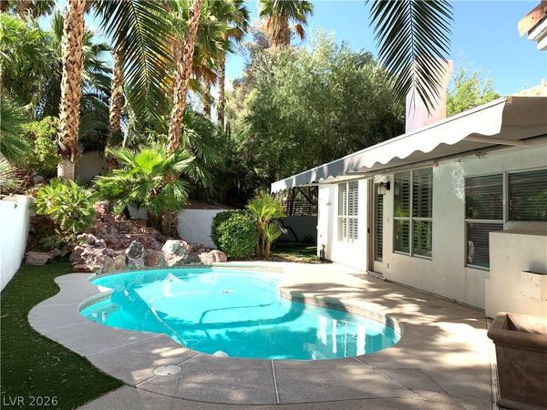 175 Buena Court , Henderson, NV 89074