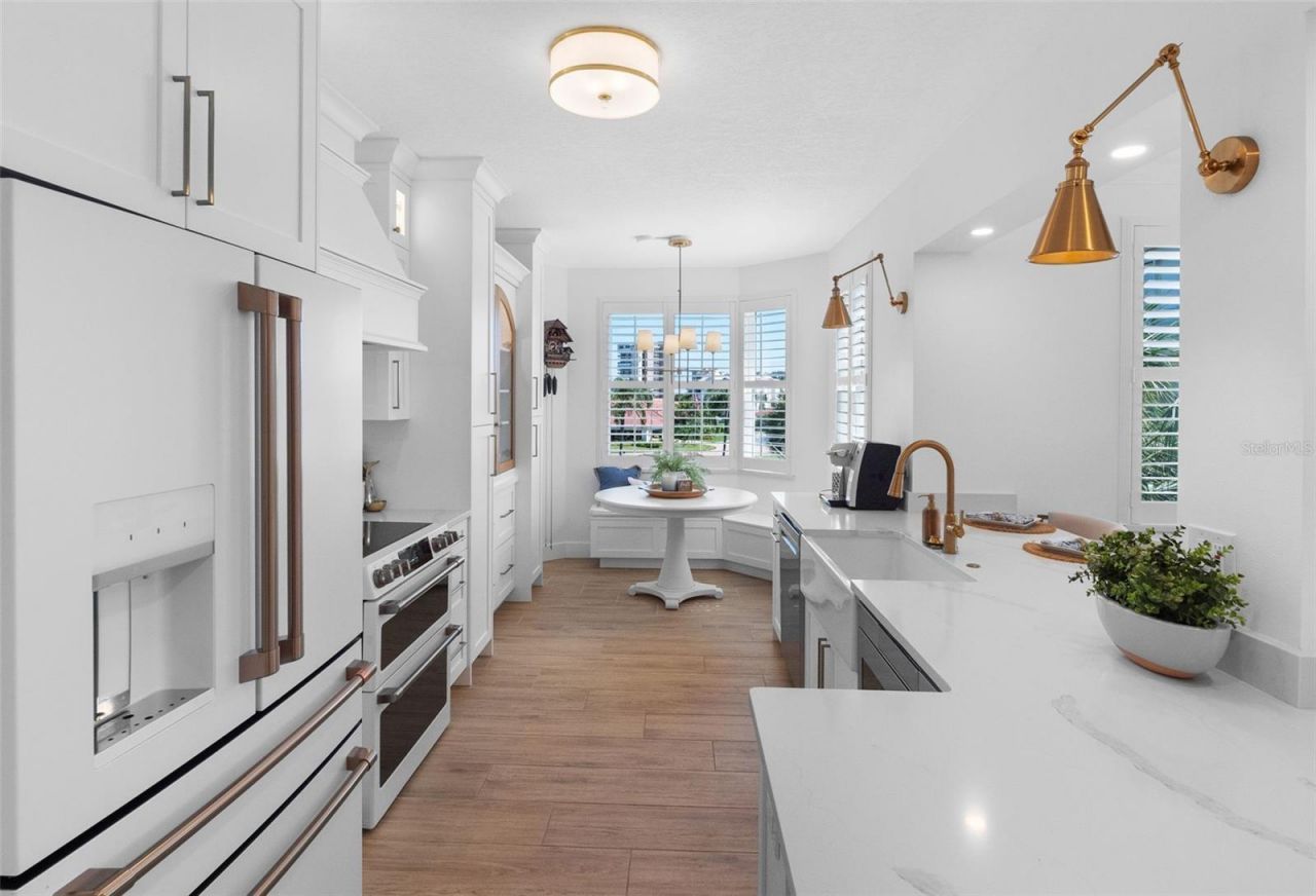 7912 Sailboat Key Boulevard S, Unit 201, South Pasadena, FL 33707 Photo