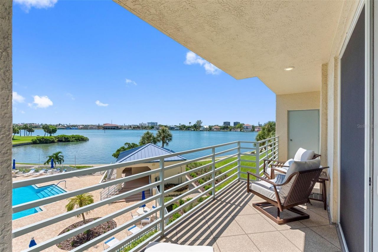 7912 Sailboat Key Boulevard S, Unit 201, South Pasadena, FL 33707 Photo