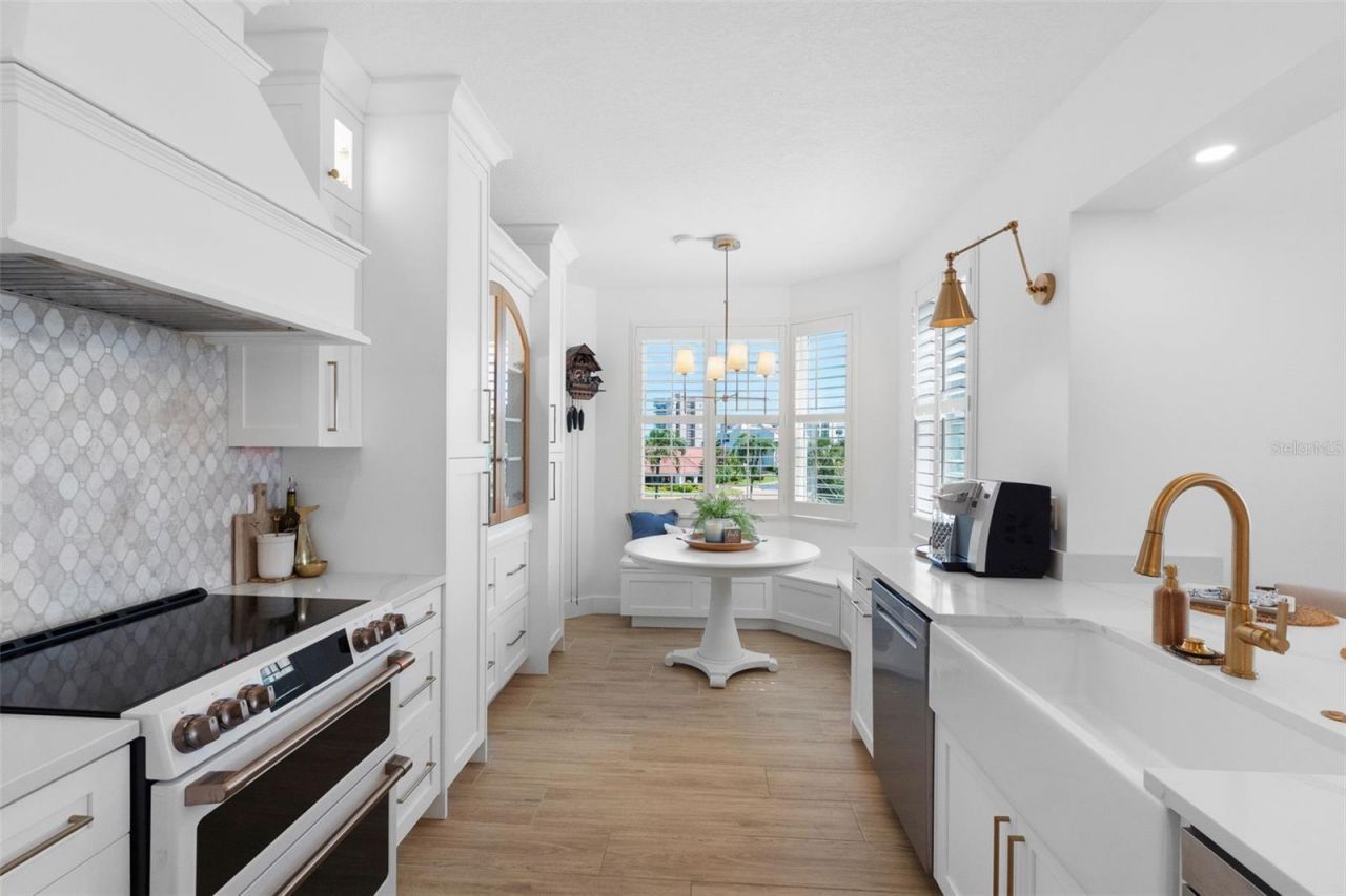 7912 Sailboat Key Boulevard S, Unit 201, South Pasadena, FL 33707 Photo