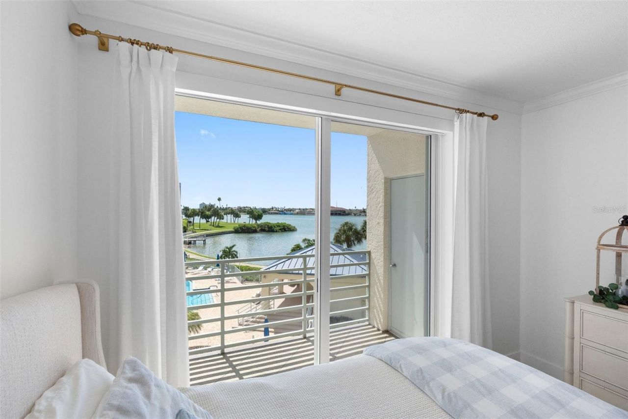 7912 Sailboat Key Boulevard S, Unit 201, South Pasadena, FL 33707 Photo