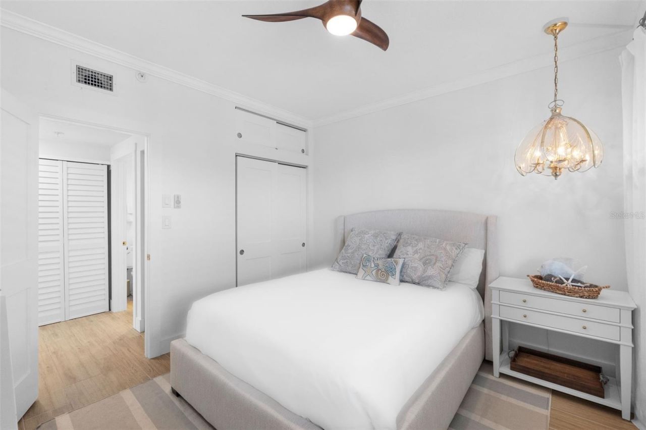 7912 Sailboat Key Boulevard S, Unit 201, South Pasadena, FL 33707 Photo