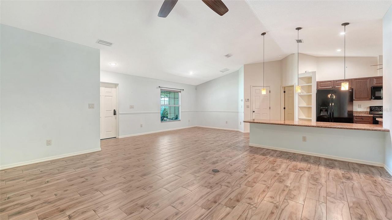 3716 46th Avenue Drive W, Bradenton, FL 34210 Photo