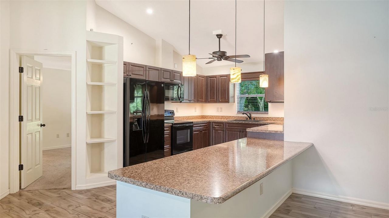 3716 46th Avenue Drive W, Bradenton, FL 34210 Photo