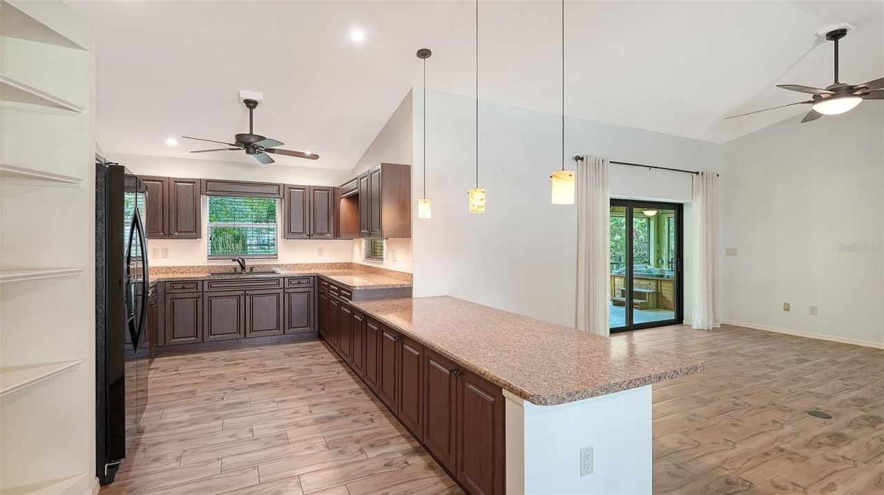 3716 46th Avenue Drive W, Bradenton, FL 34210 Photo