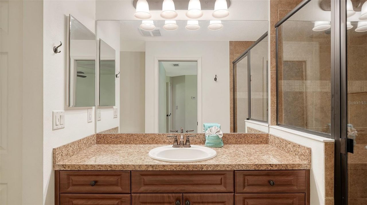 3716 46th Avenue Drive W, Bradenton, FL 34210 Photo