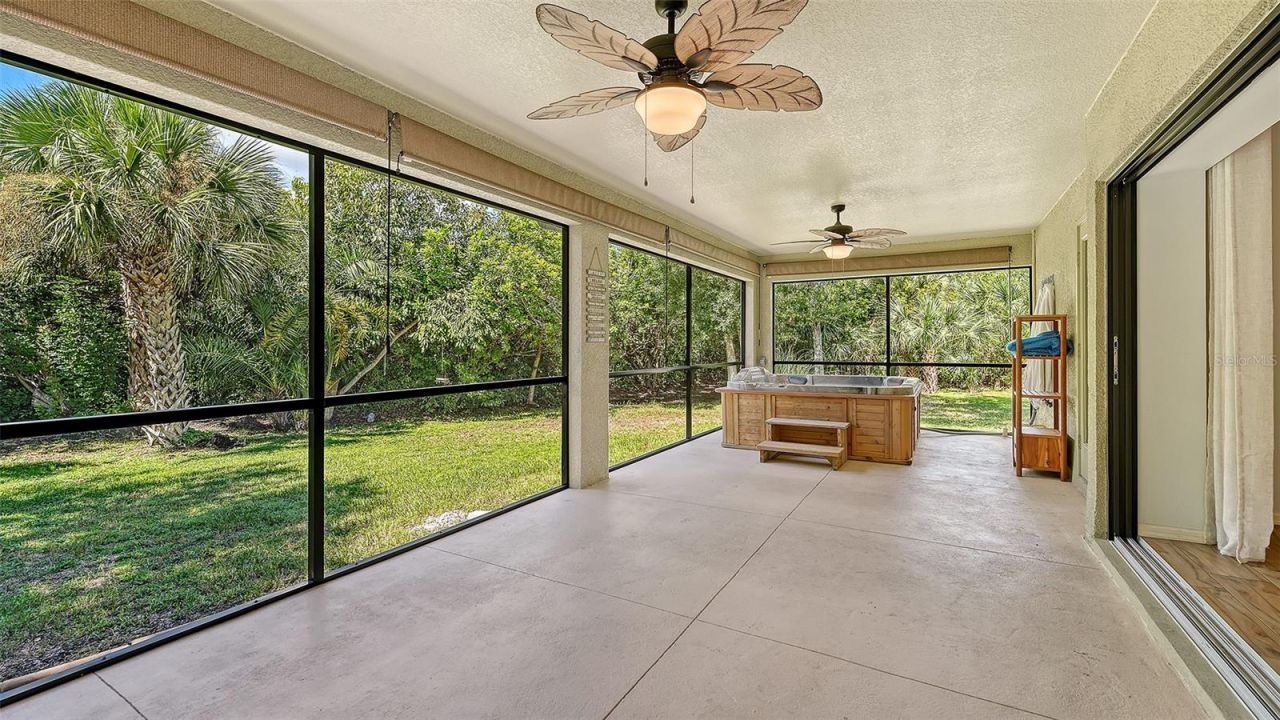 3716 46th Avenue Drive W, Bradenton, FL 34210 Photo