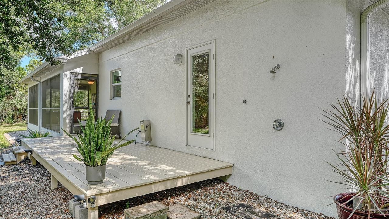 3716 46th Avenue Drive W, Bradenton, FL 34210 Photo