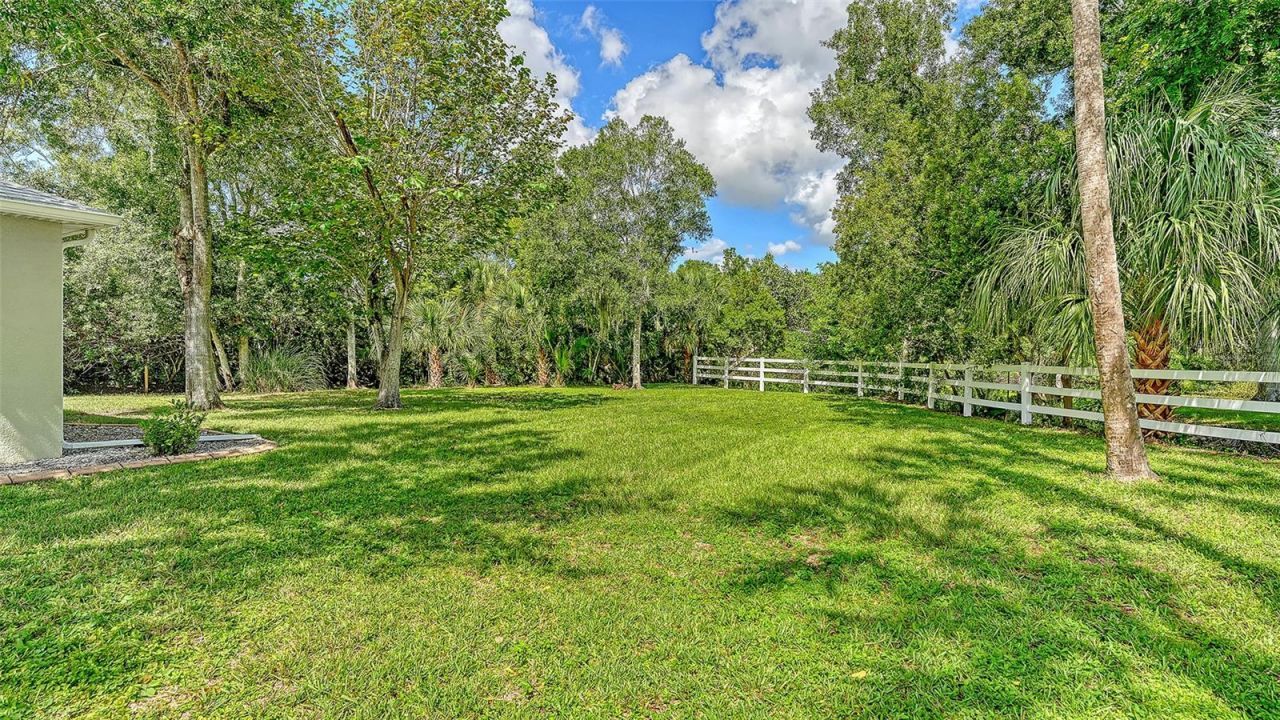 3716 46th Avenue Drive W, Bradenton, FL 34210 Photo