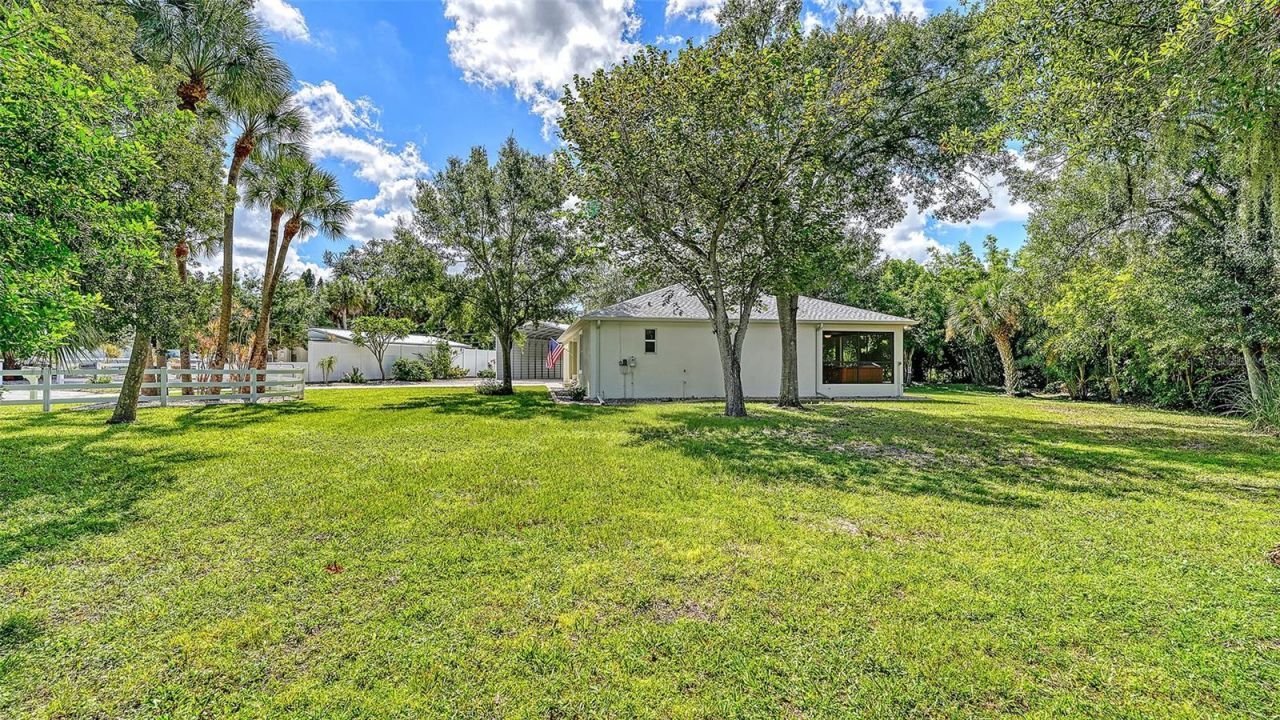 3716 46th Avenue Drive W, Bradenton, FL 34210 Photo