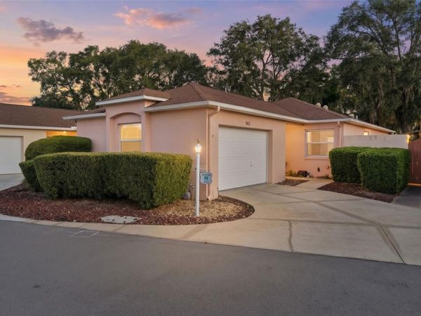 965 AVALON AVENUE , THE VILLAGES, FL 32159