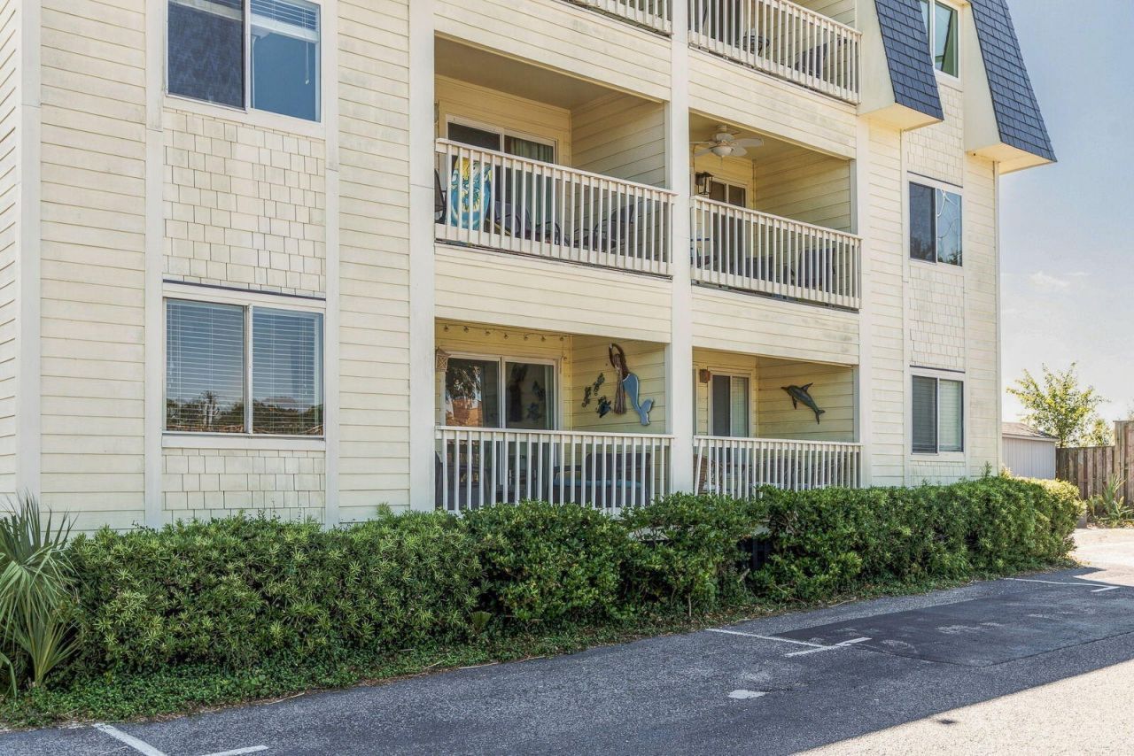 1400 Ocean Boulevard Photo 25