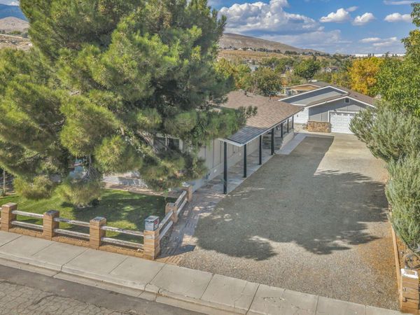 924 Loyola Street, Carson City, NV 89705