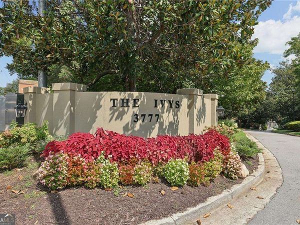 60 Ivy Parkway NE, Atlanta, GA 30342