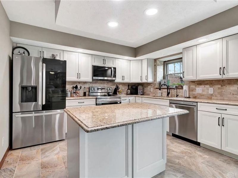 692 Doe Crossing, Centerville, OH 45459 Photo 13