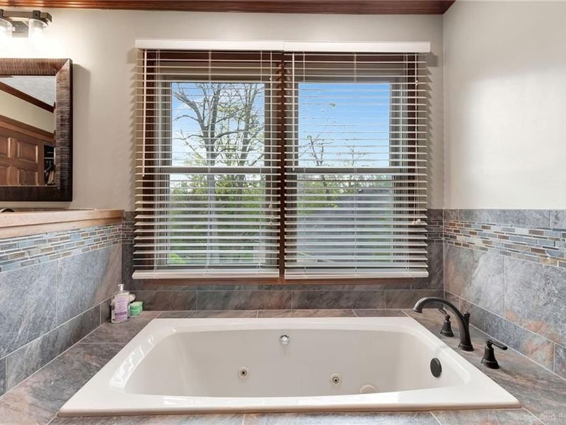 692 Doe Crossing, Centerville, OH 45459 Photo 29