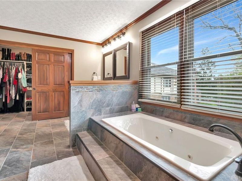 692 Doe Crossing, Centerville, OH 45459 Photo 31