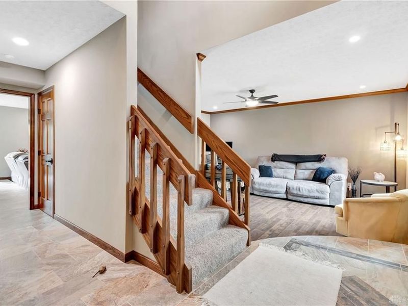 692 Doe Crossing, Centerville, OH 45459 Photo 7