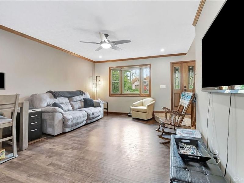 692 Doe Crossing, Centerville, OH 45459 Photo 9