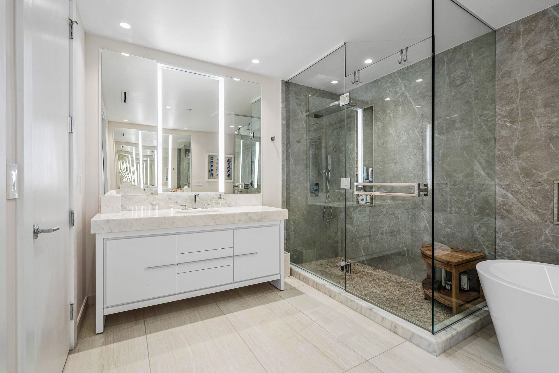 200 SE Mizner Boulevard, Unit 308, Boca Raton, FL 33432 Photo