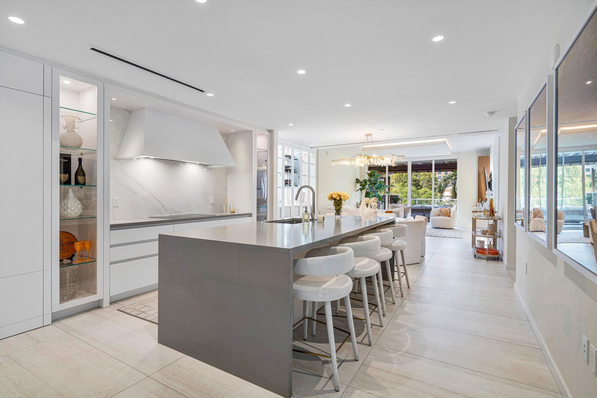 200 SE Mizner Boulevard, Unit 308, Boca Raton, FL 33432 Photo