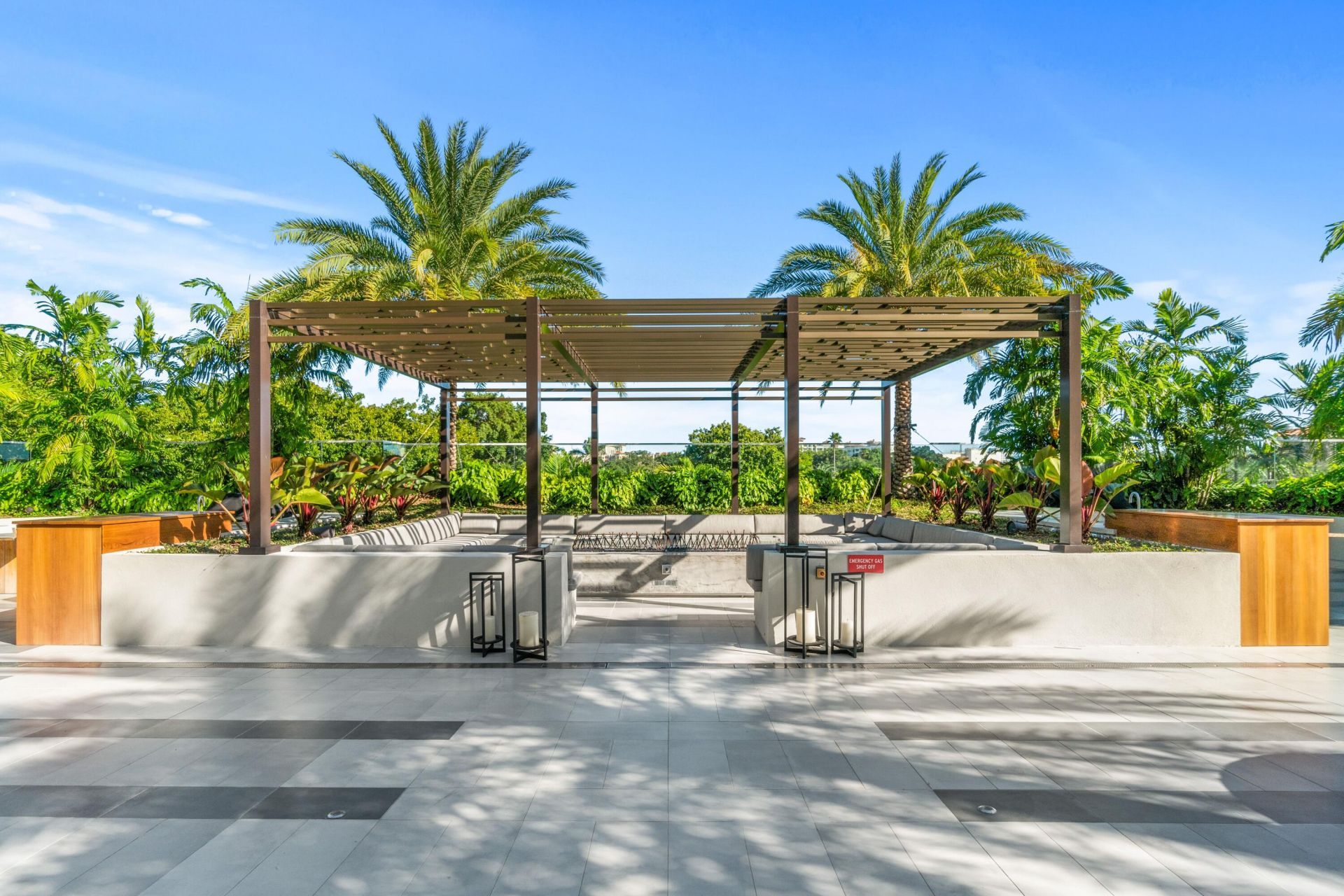 200 SE Mizner Boulevard, Unit 308, Boca Raton, FL 33432 Photo