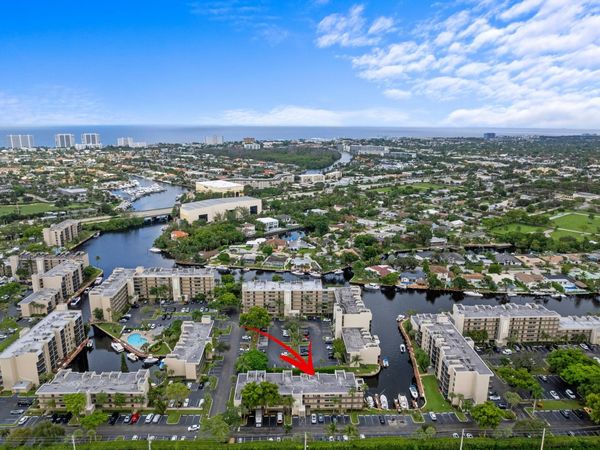 16 ROYAL PALM Way, Unit 205, Boca Raton, FL 33432