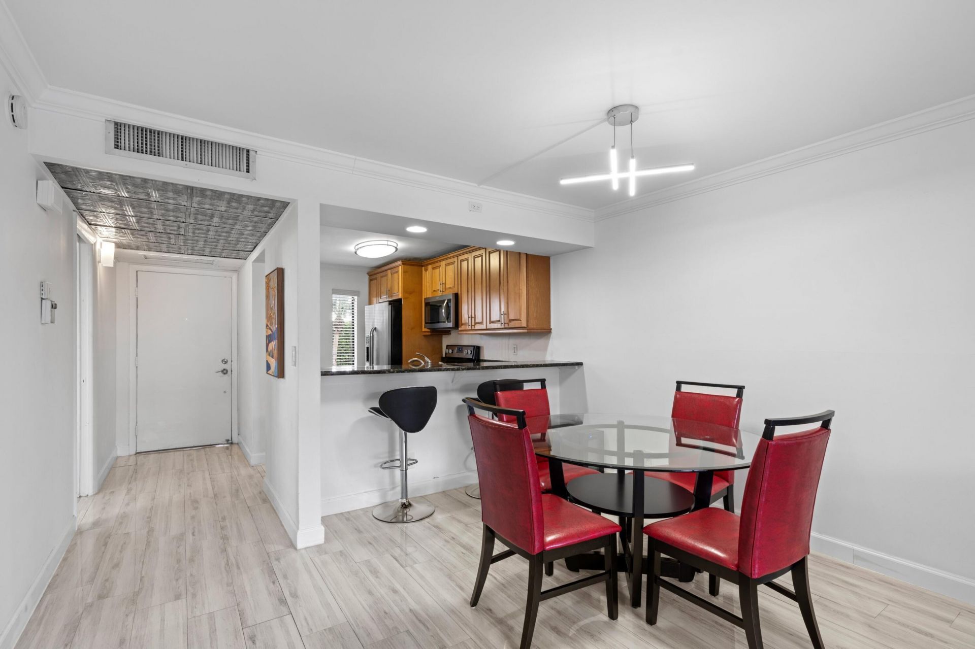 16 Royal Palm Way, Unit 205, Boca Raton, FL 33432 Photo