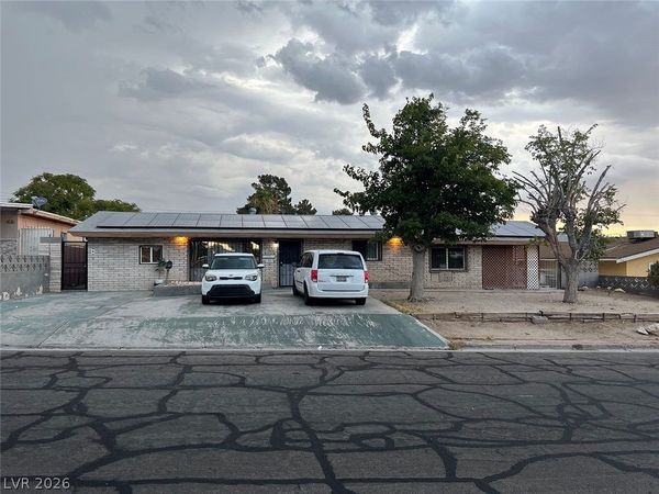 1801 Elm Avenue , Las Vegas, NV 89101