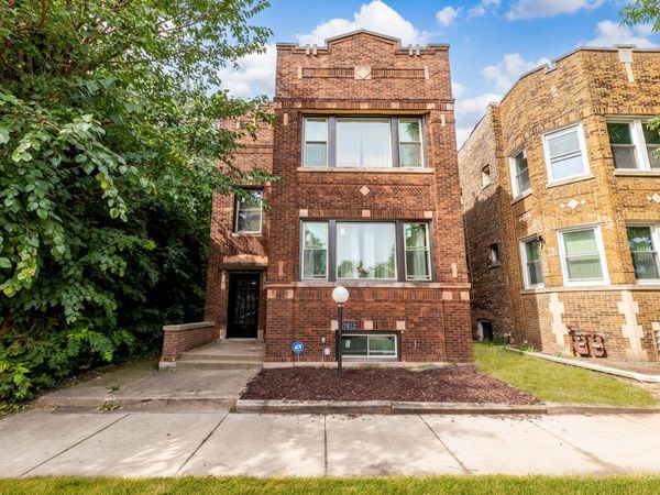 7652 S Cornell Avenue , Unit 2, Chicago, IL 60649